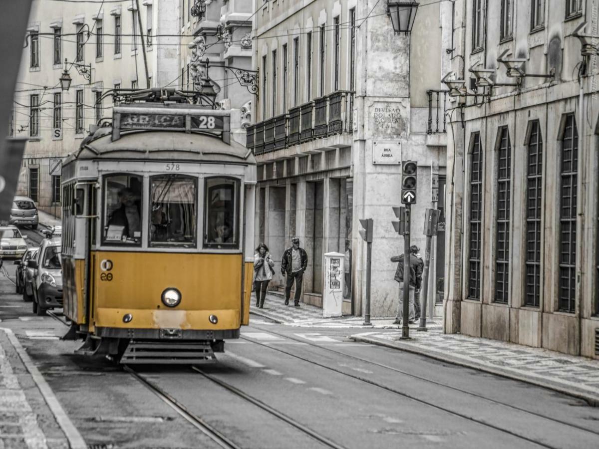 Portuguese Charm In Lisbon Apartment Exterior foto